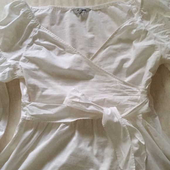 White ruffles top / off the the shoulder - Picture 2 of 5